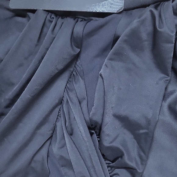 Miraclesuit Classic Black One-Piece  Mystique 8 NWT cross over waist - Picture 2 of 4